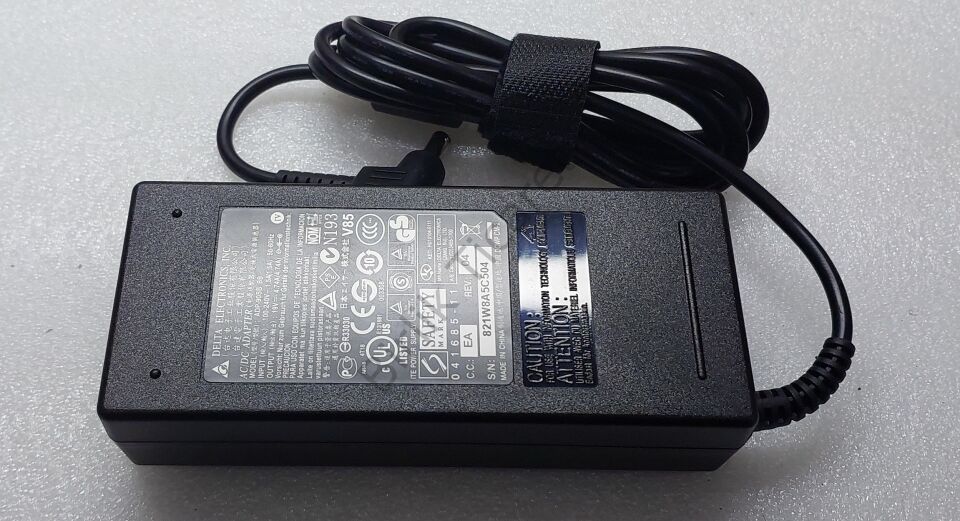Casper Adaptör 19V 4.74A 90W Standart Uç