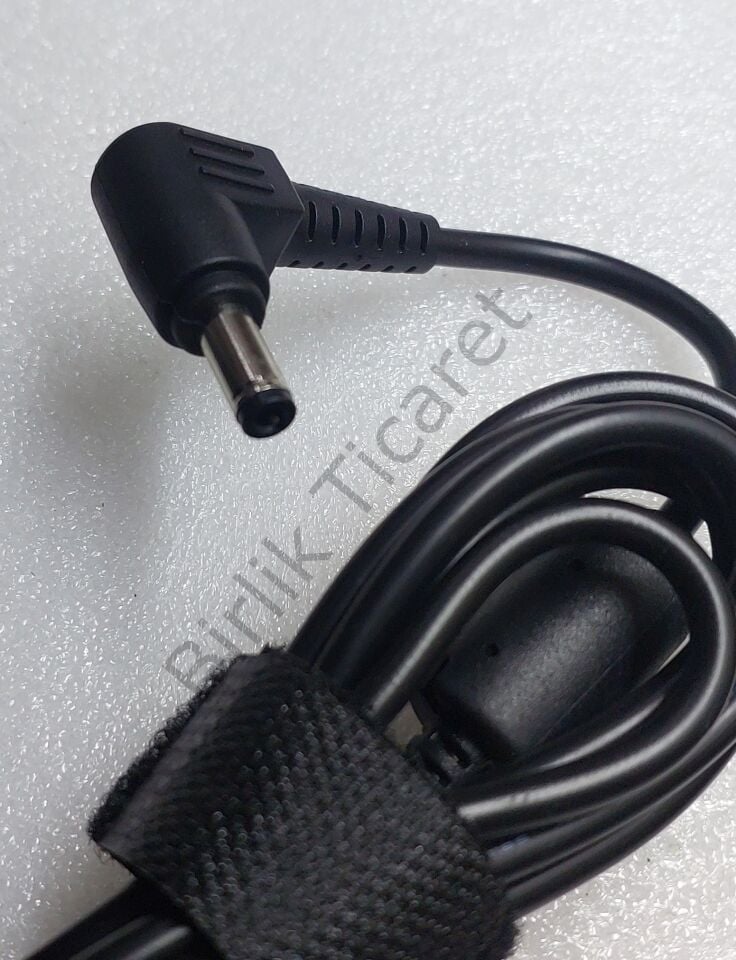 Casper Adaptör 19V 4.74A 90W Standart Uç